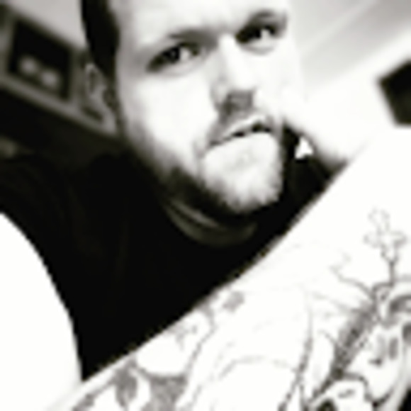 Meet your Posher, Stephen - Picture 1 of 1